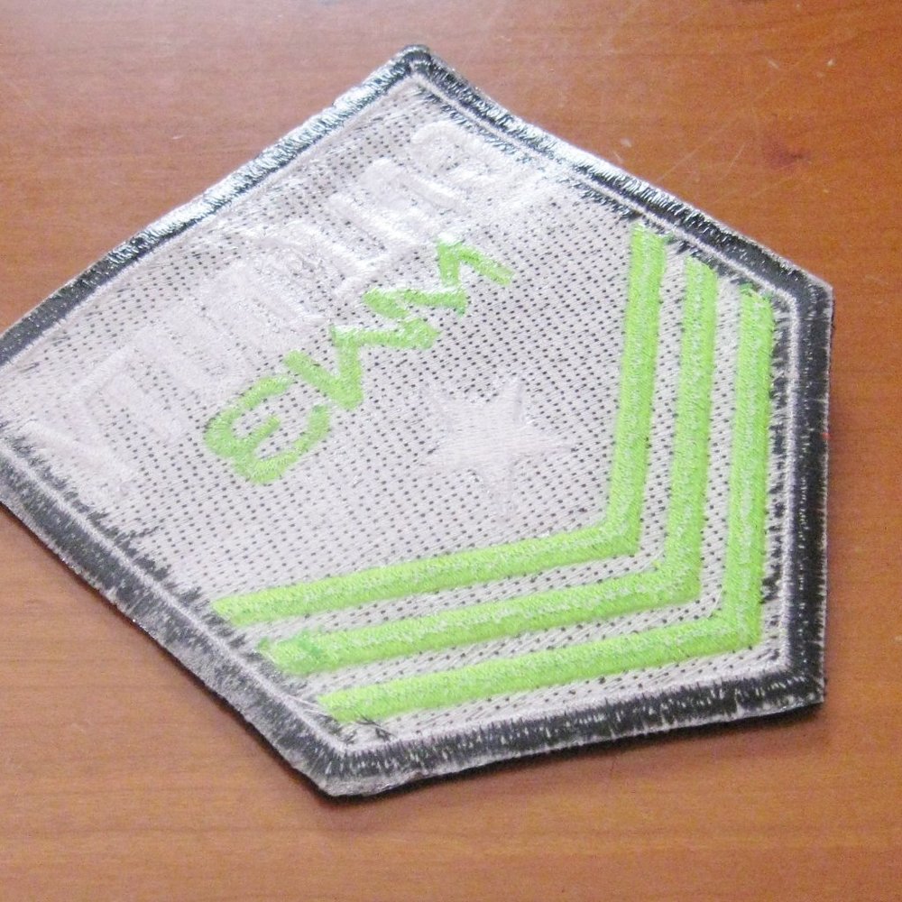 Call of Duty MW3 Patch Black Green White Trim Video Game Promo - Picture 2 of 3